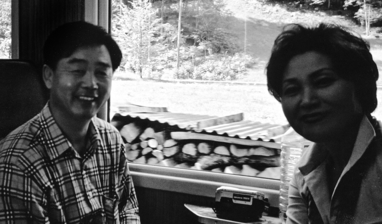 The Korean engineer and his wife who the author and his wife met on a train in - photo 3