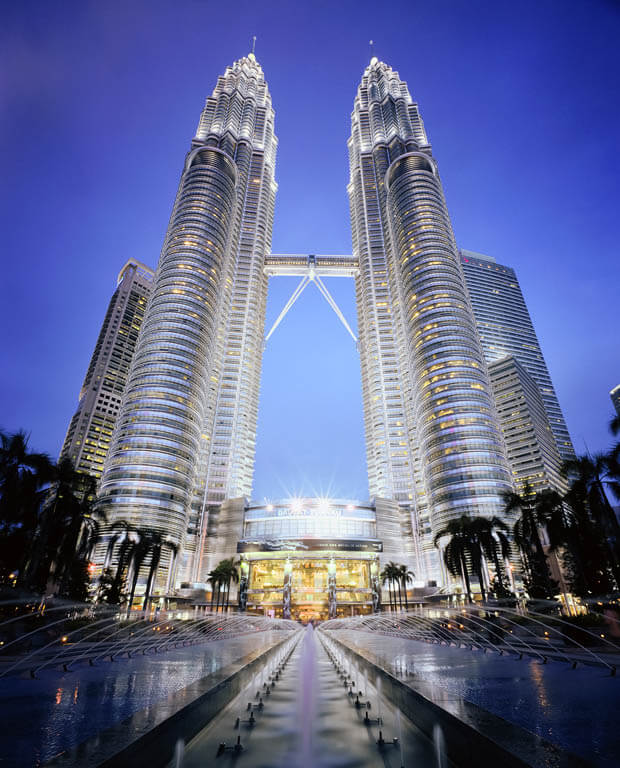 Petronas Towers and the KLCC MARTIN PUDDYGETTY IMAGES Why I Love Kuala - photo 7