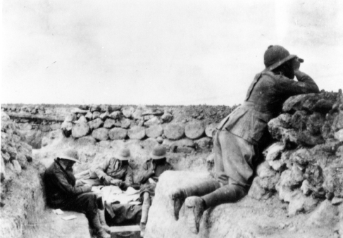 British trenches at Qurna January 1915 By kind permission of the Imperial War - photo 8