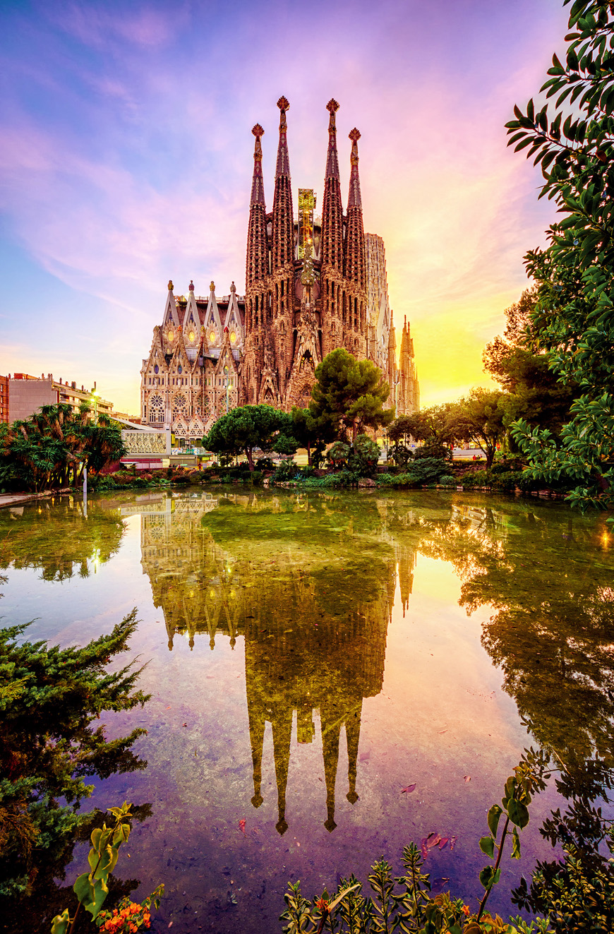 ELOIOMELLAGETTY IMAGES Barcelona Top Experiences PIO3SHUTTERSTOCK - photo 4