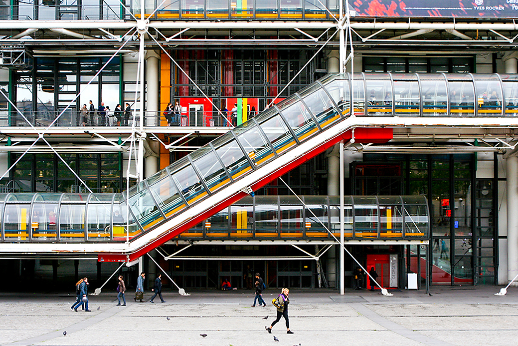 SCOTT NORSWORTHYSHUTTERSTOCK BUILDING PIANO ROGERS Paris Top Experiences - photo 9