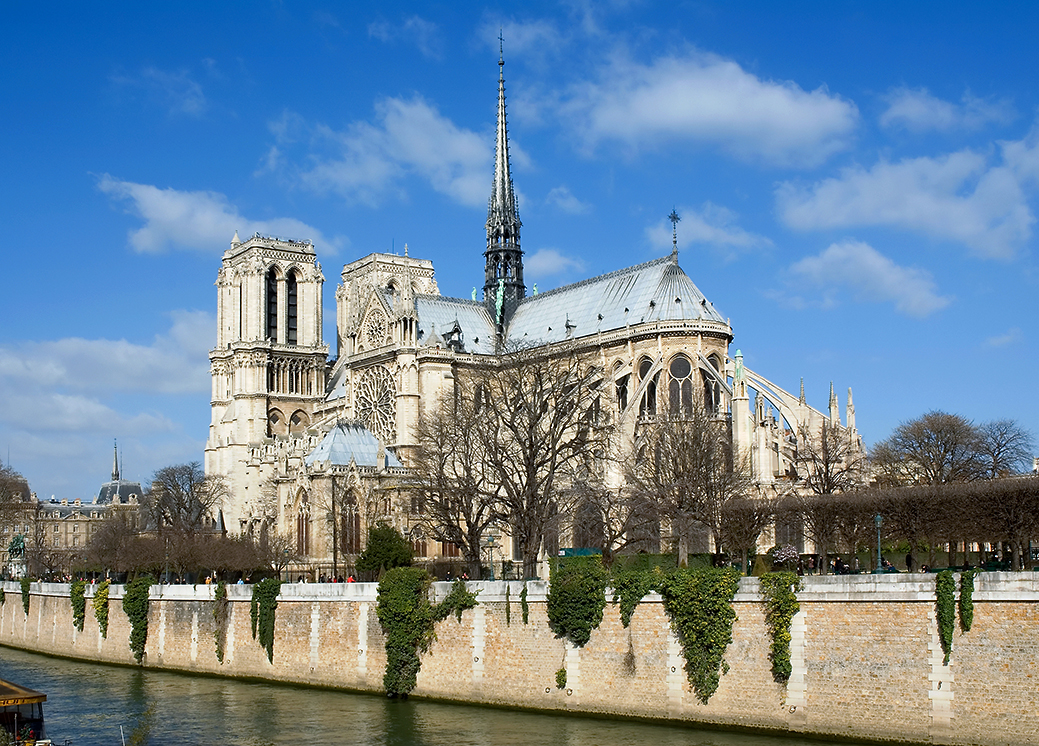 IRINA ZAVYALOVASHUTTERSTOCK Paris Top Experiences LEGACY1995GETTY - photo 13