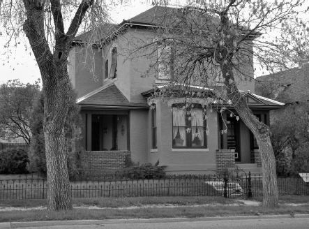 The historic Wick-Seiler Residence has been home to the Baumler family since - photo 2