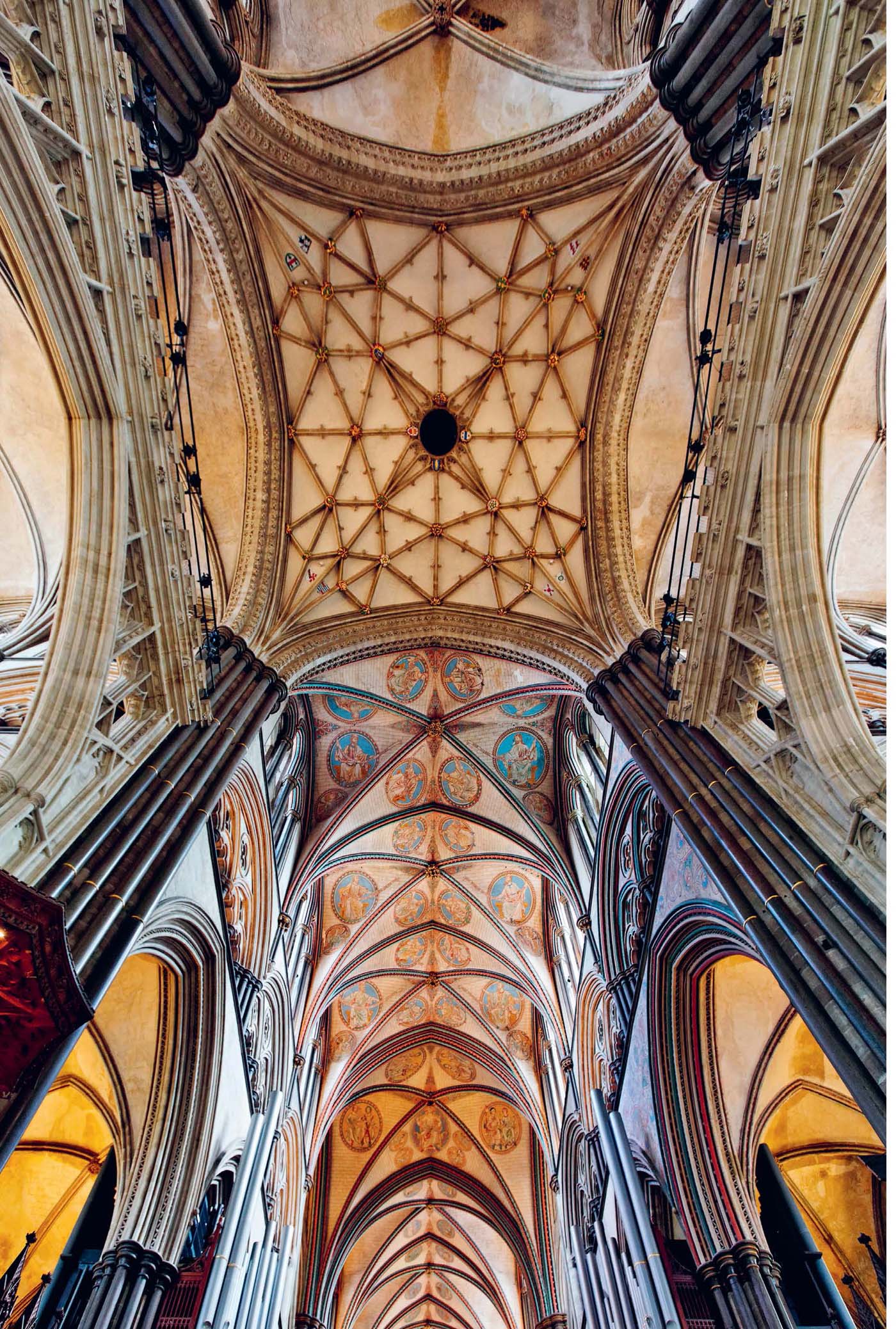 The crossing vault Salisbury Cathedral Heaven on Earth The Lives and - photo 2