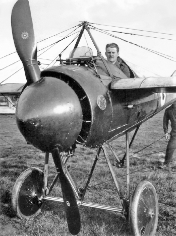 The Morane-Saulnier Type N with its armoured deflectors attached to the - photo 7