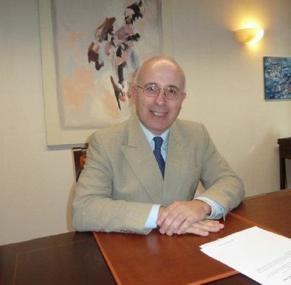 Prof Malcata has held academic appointments as Teaching Assistant at UCP in - photo 3