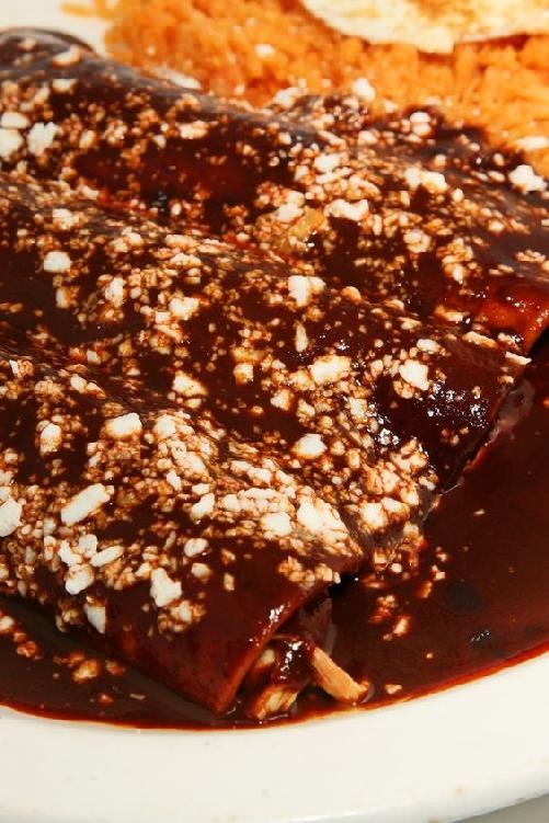 Spice up dinner with this delicious four-chili mole sauce Remove the chicken - photo 5