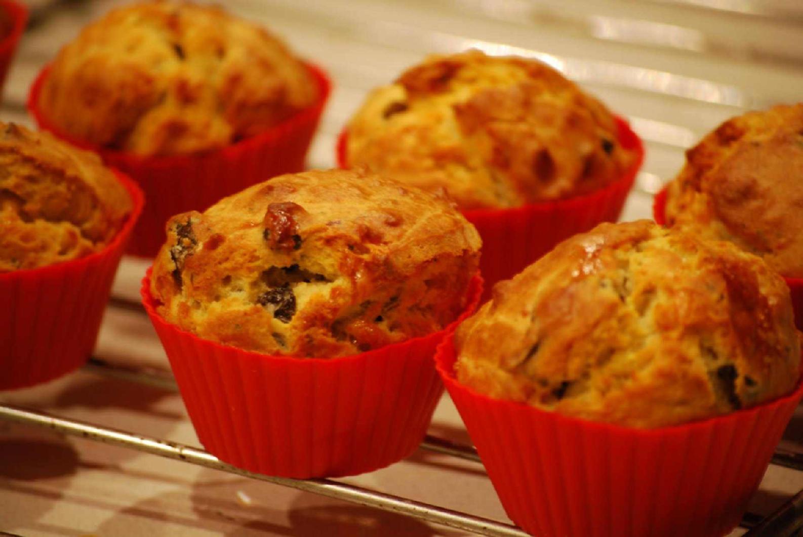 These olives muffins are perfect to serve as a snack or with soups and salad - photo 3