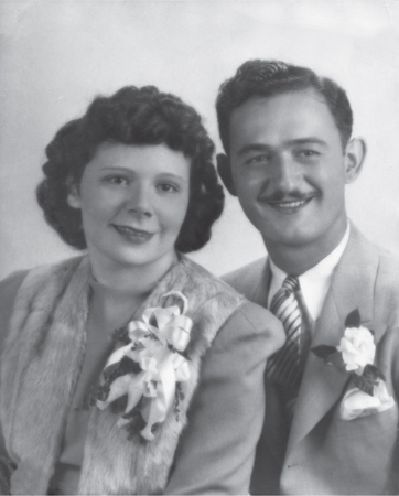 Mr and Mrs Louis Vajda August 20 1940 For Mom and DadYour beautiful - photo 2