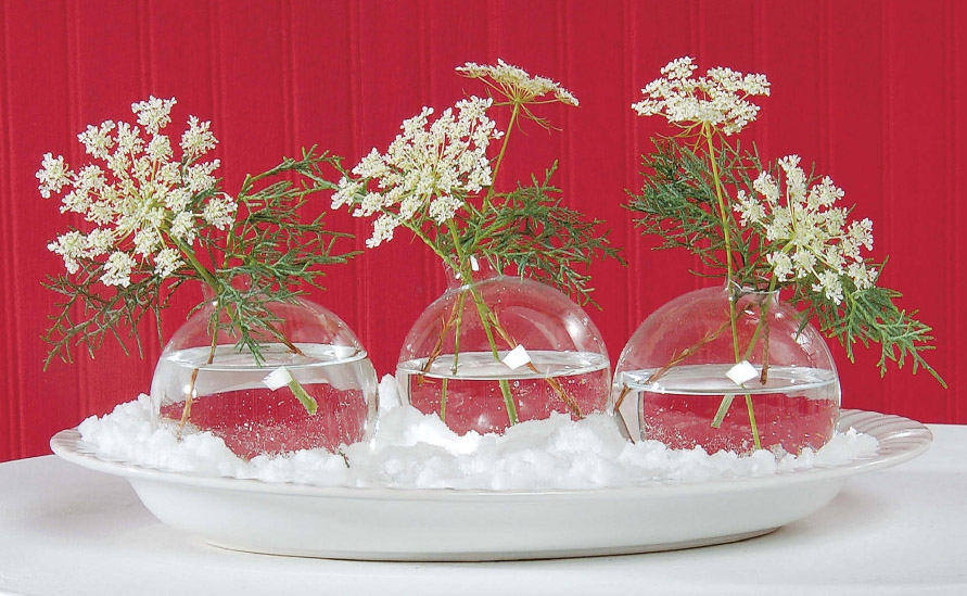 Transform clear glass ornaments into miniature holiday vases Remove the metal - photo 6