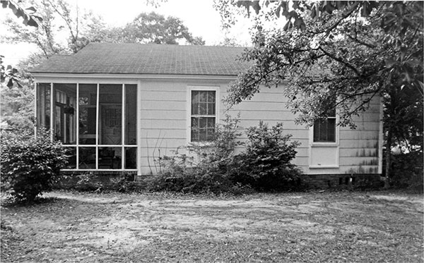 Elaines home on Lemacks Street where she was murdered Elaine Fogle case file - photo 4