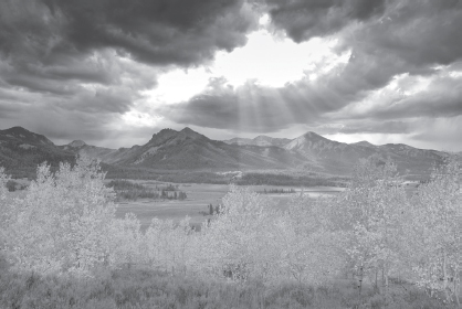 THE VIEW FROM GALENA SUMMIT THE SAWTOOTH VALLEY AND THE HEADWATERS OF THE - photo 5