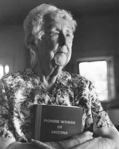 Roberta Flake Clayton holding Pioneer Women of Arizona 1969 Photo courtesy - photo 3