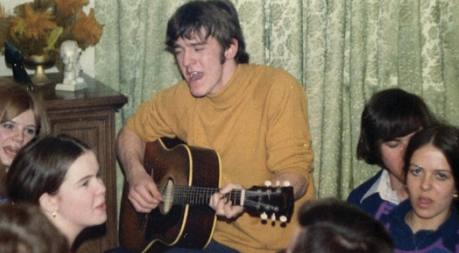 Here I am singing at a party in H-oshawa Courtesy Wayne Kewin General - photo 8