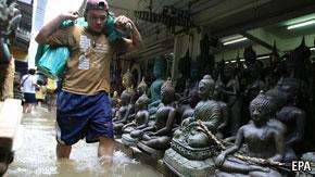 Thailand suffered some of its worst flooding in recent memory The deluge - photo 2