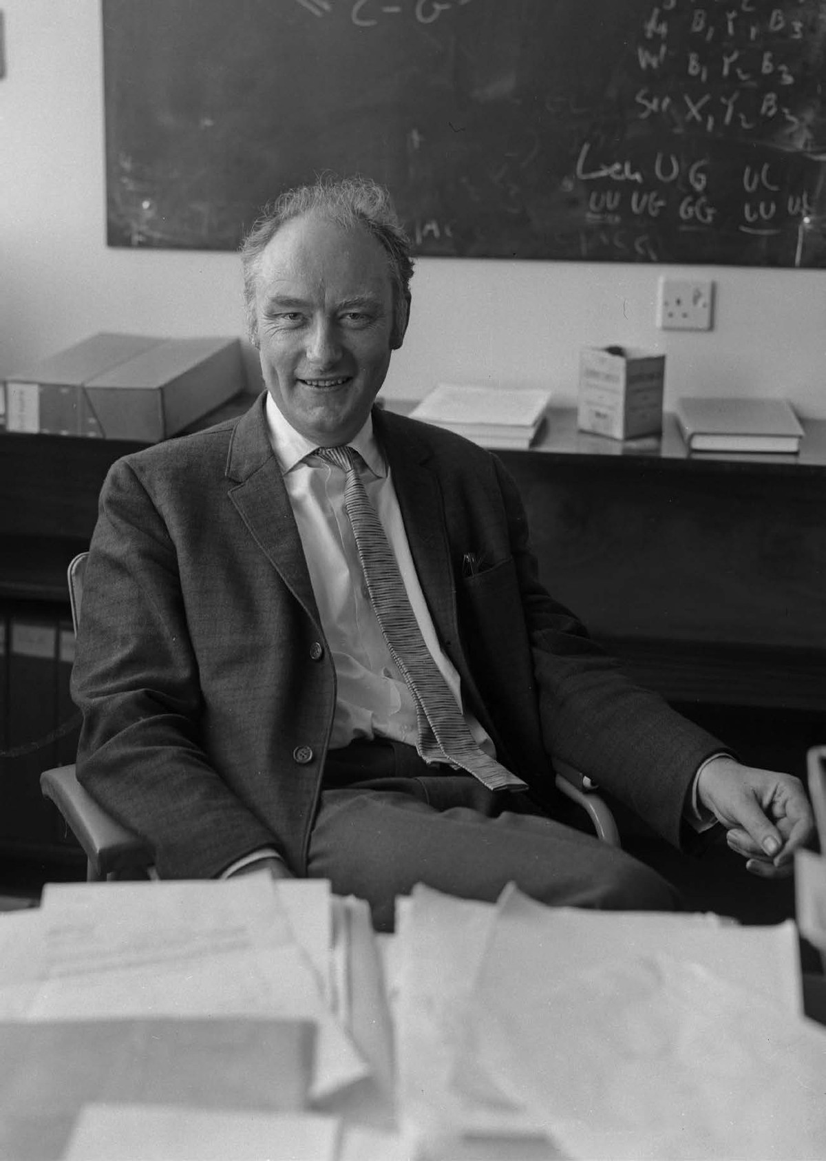 Francis Harry Crick was one of the scientists who worked to reveal the chemical - photo 7