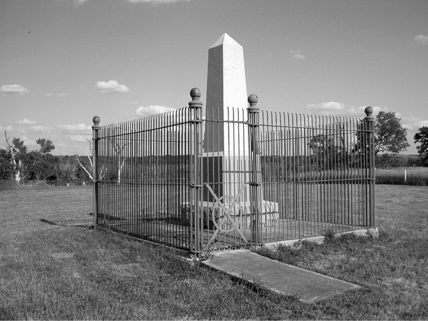 Newel Knights obelisk monument at Niobrara Nebraska erected by his son Jesse - photo 4