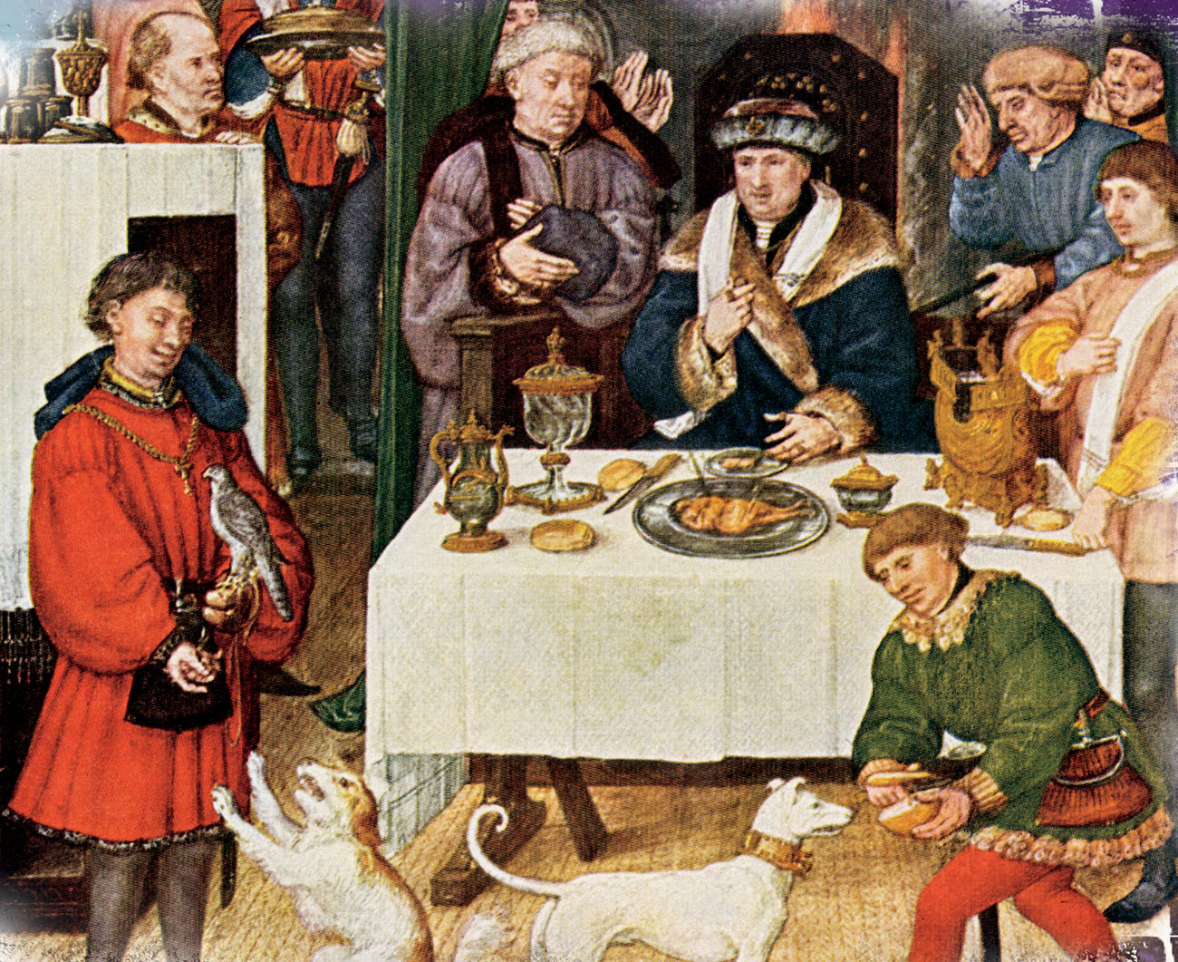 Nobles feasted on large meals that were often shared with pets Any leftovers - photo 11