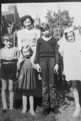 Doolan clan in Tottenham London back yard circa mid 1960s In the second - photo 4