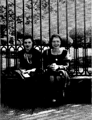 Lucille with Marion Strong in front of a mansion in New York City Photos - photo 3