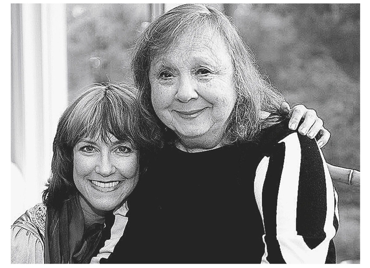 Betty Lynn and Karen Knotts at Mayberry Days about 2014 PREFACE I N - photo 1