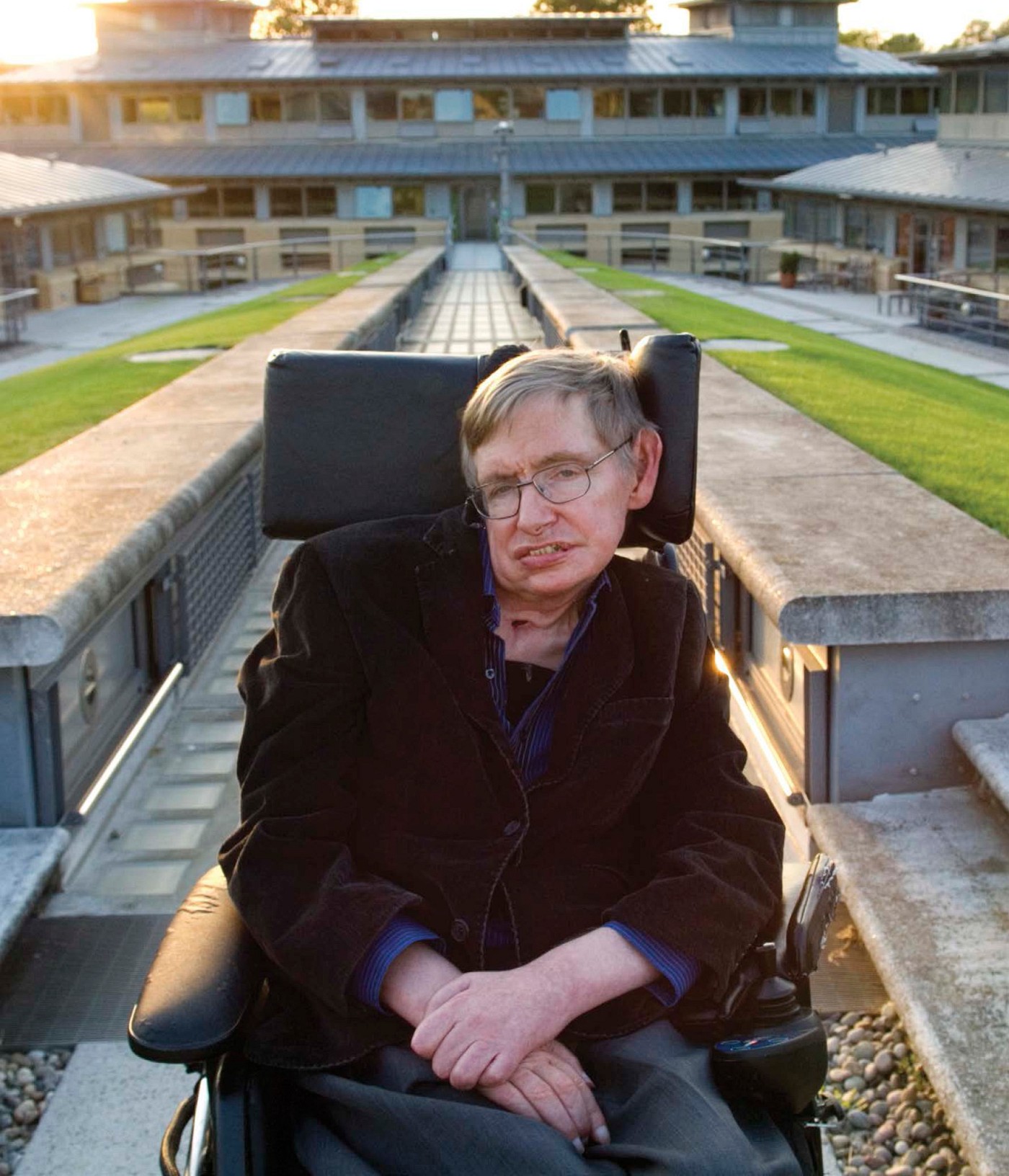 Stephen Hawking spent much of his life in a wheelchair unable to speak on his - photo 6