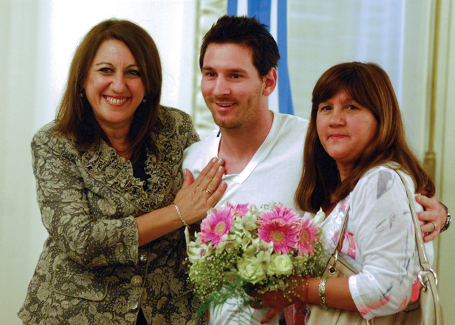 Image Credit AP ImagesJuan Jose Garcia Messi was honored alongside his mother - photo 3