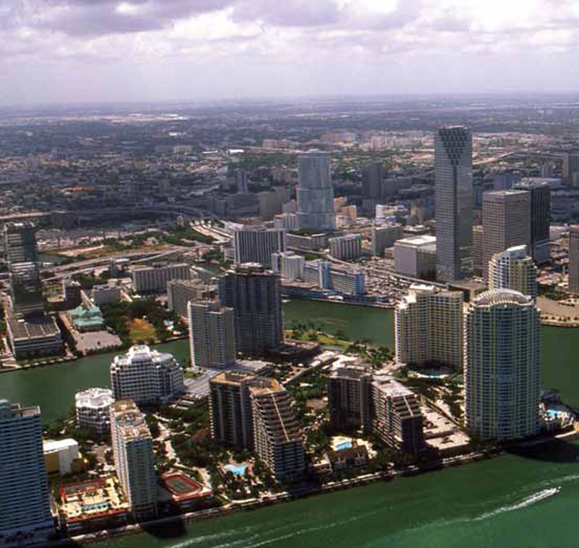 Flo Rida grew up in a Miami neighborhood called Carol City The neighborhood - photo 5