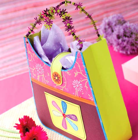 What could be more appealing to a style-loving girl than a gift bag modelled on - photo 11