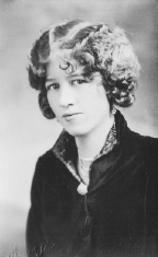 Doris Louise Bailey age seventeen The diaries themselves are enchanting at - photo 1