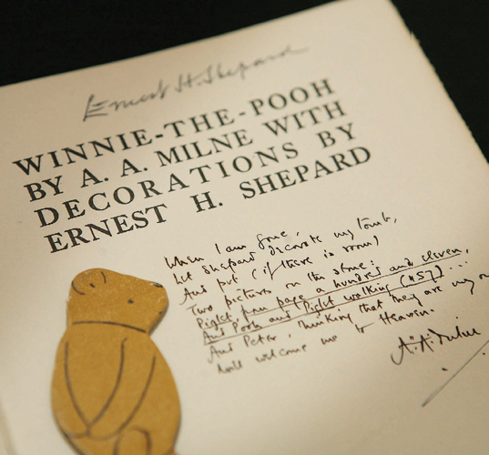 The title page to a first edition of Winnie-the-Pooh with a signed note from - photo 4