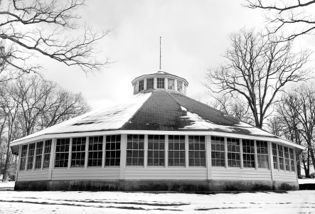 Carousel building in Binghamtons Recreation Park where people claim to have - photo 3