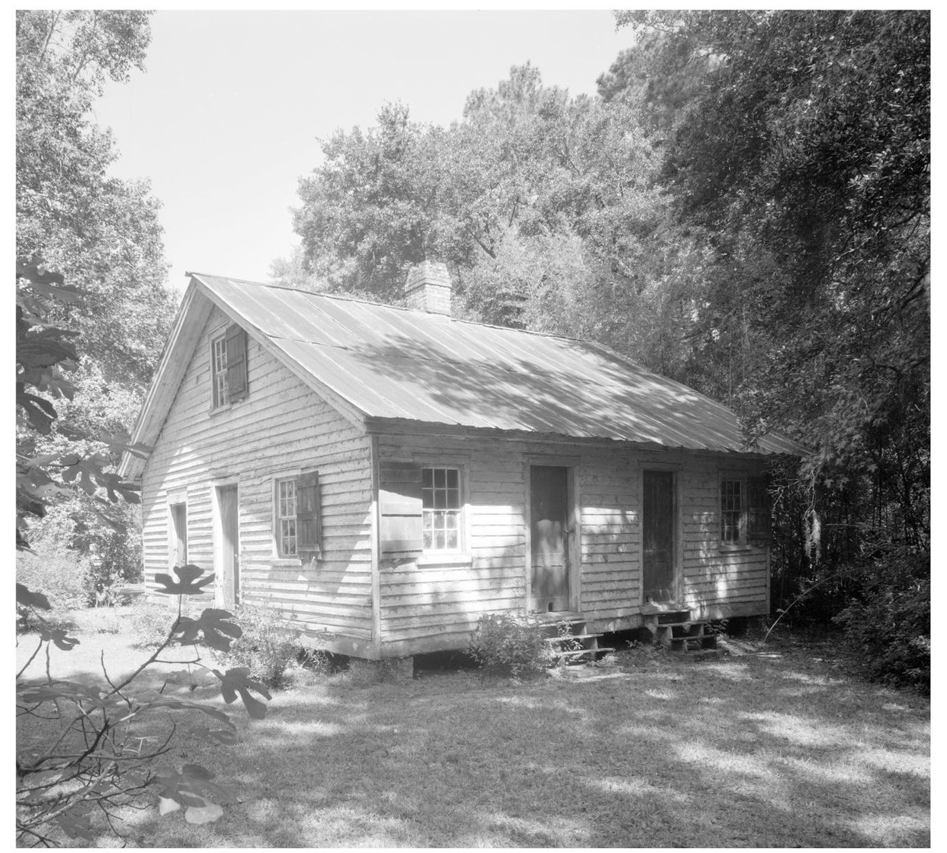 This double slave cabin on Wicklow Plantation in Georgetown South Carolina - photo 9