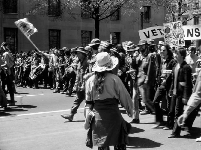 Carrying banners and waving flags 200000 demonstrators marched at this - photo 8