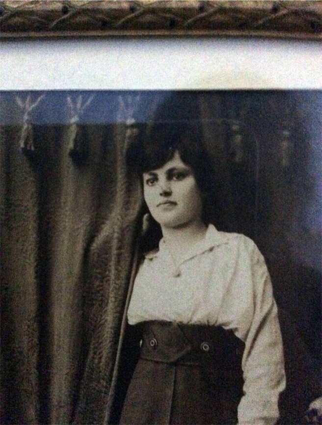 Gussie Blut Emily Manns maternal grandmother COURTESY OF CAROL MANN The - photo 1