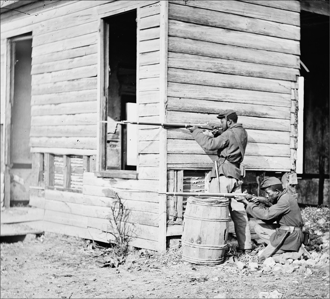 Two soldiers of an African-American unit take aim and fire in Dutch Gap - photo 5