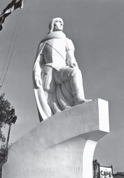 A statue of Juan Cabrillo on display at Cabrillo Beach San Pedro California - photo 4