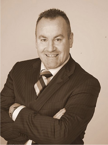 Business advisor and coach motivator and bestselling author Pearce Flannery is - photo 1