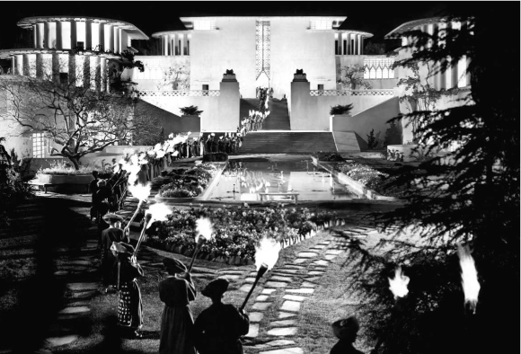 A still from Frank Capras 1937 movie Lost Horizon which immortalized the - photo 3