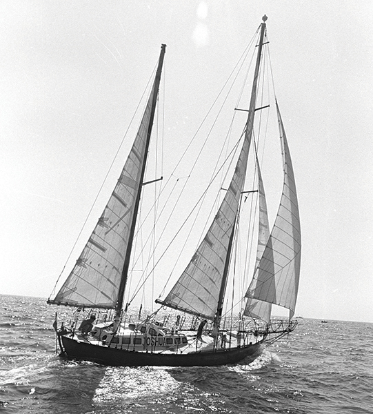 Moitessier on Joshua sets sail from Plymouth on 22 August 1968 Joshua can - photo 13