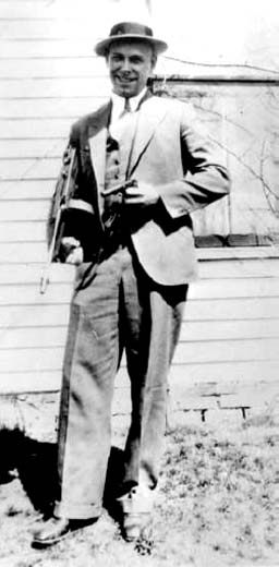 John Herbert Dillinger The gangsters wit and charisma earned him frequent - photo 2