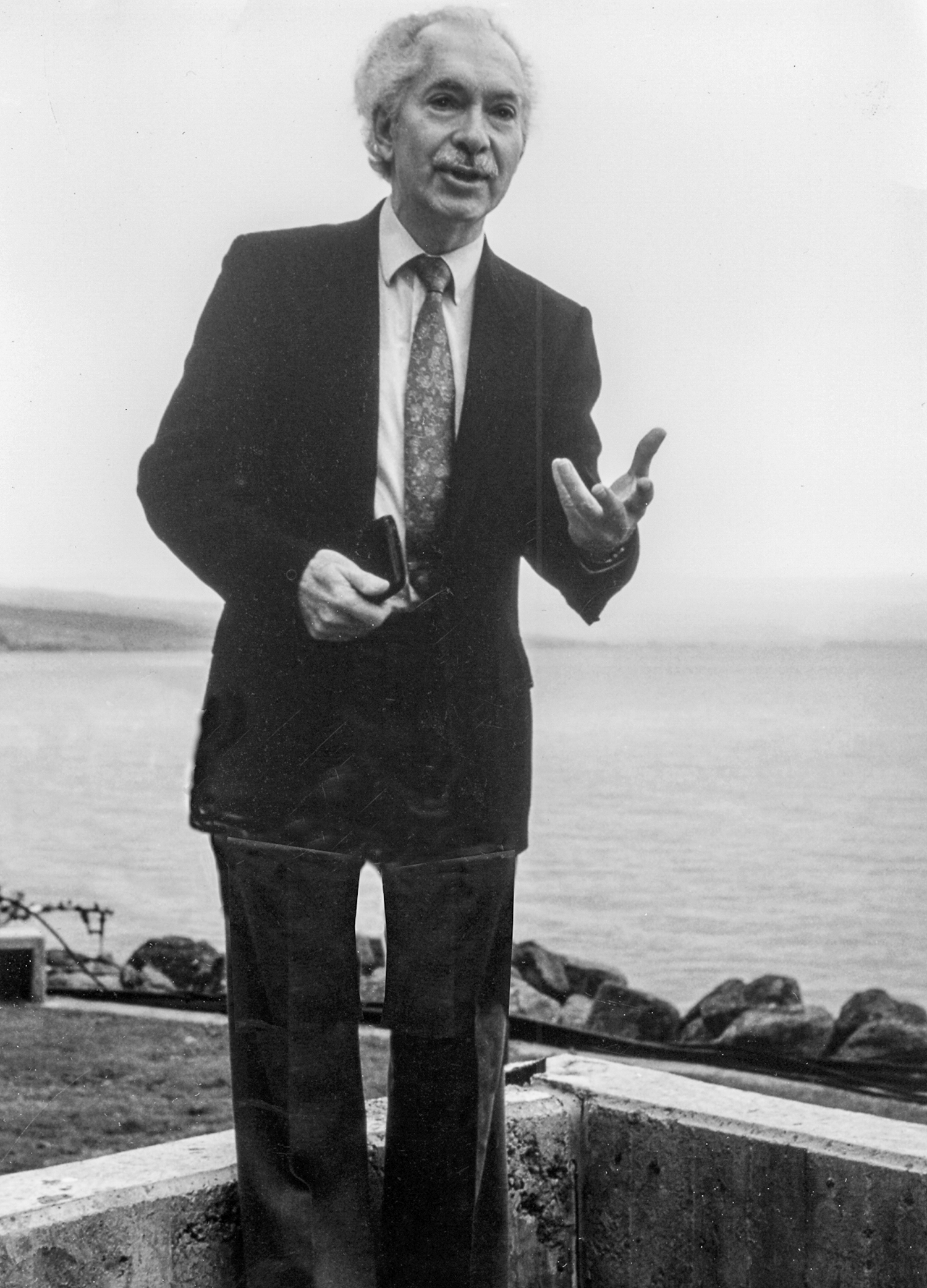 Gwyn Walters preaching on the shore of the Sea of Galilee c 1989 Foreword - photo 2