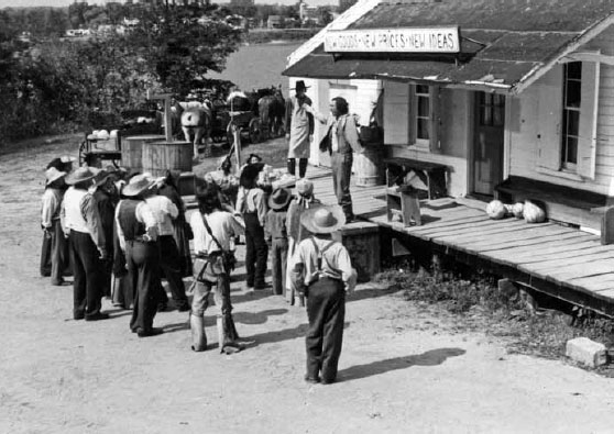 A scene from the PBS film The Adventures of Huckleberry Finn showing the Duke - photo 3