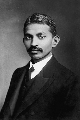 Not yet a mahatma 1906 Twenty-five years later 1931 - photo 2