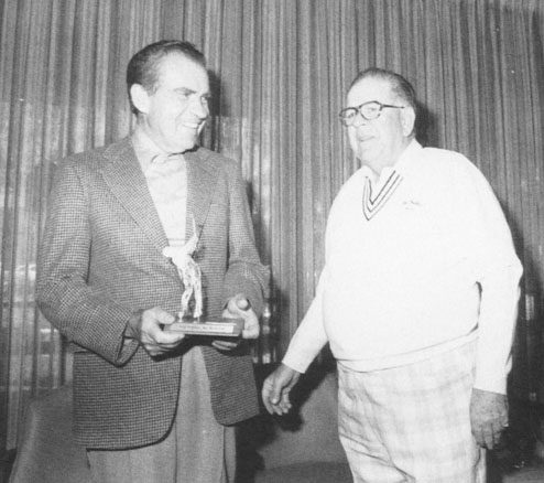 Richard Nixon and Teamsters president Frank Fitzsimmons on October 9 1975 - photo 23