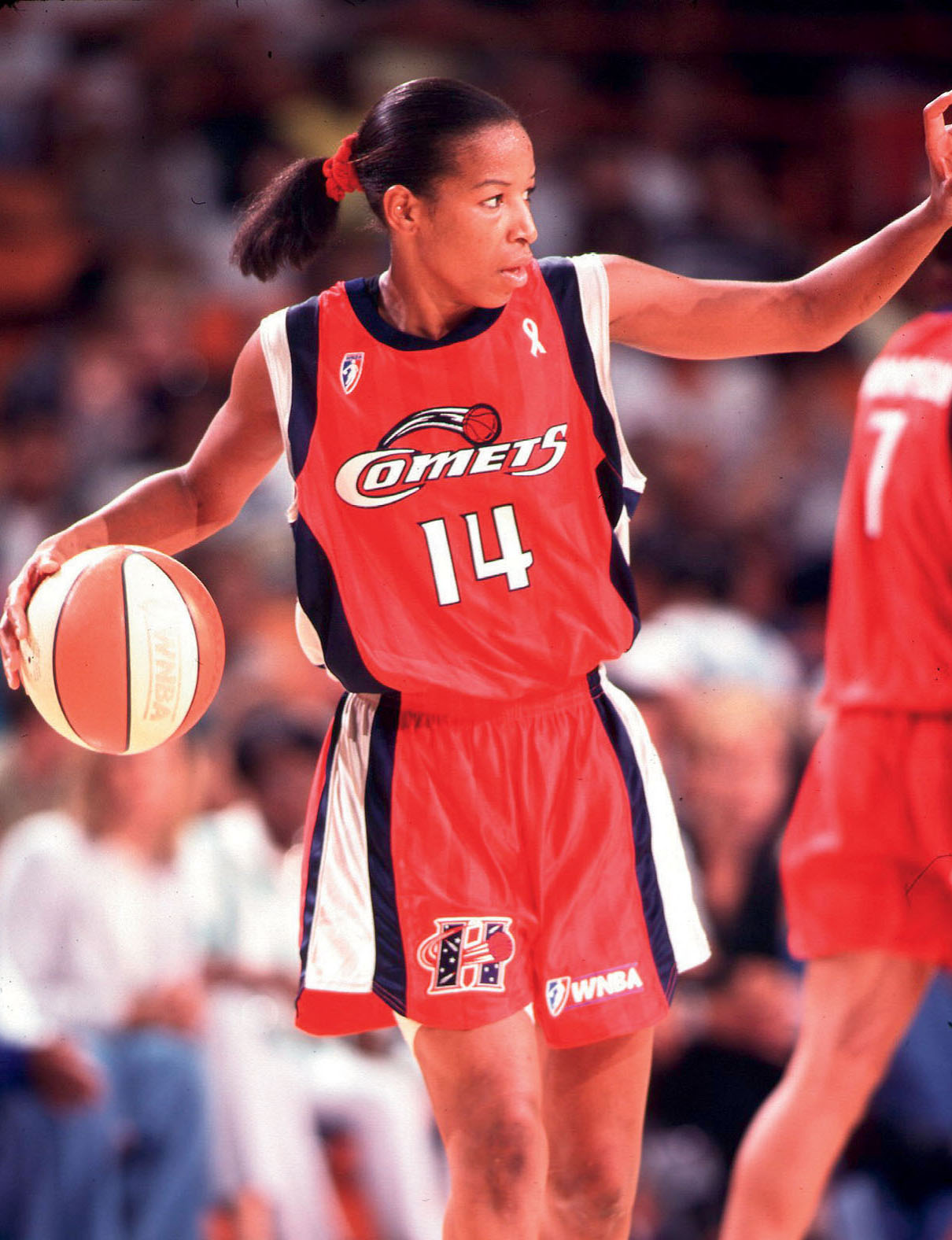 Former WNBA star Cynthia Cooper FACT Young Mayas favorite WNBA stars were - photo 6