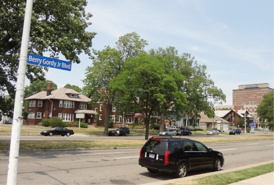 Above Berry Gordy Boulevard Detroit thoroughfare named after Motowns founding - photo 3