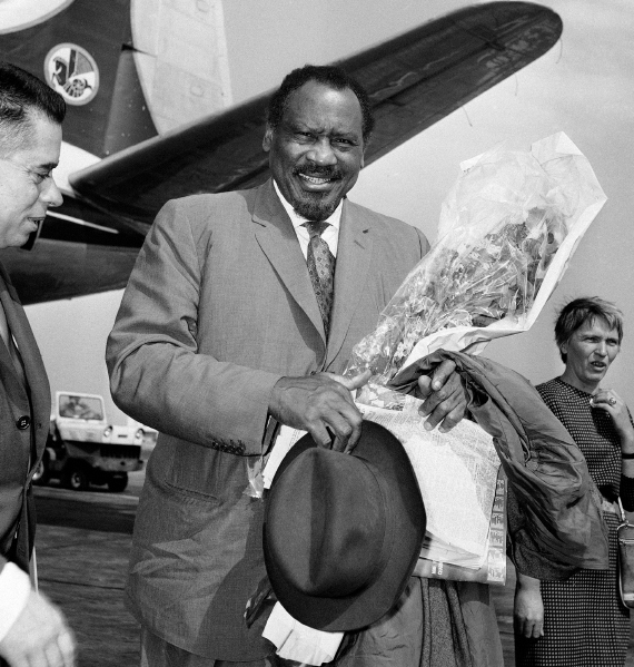 Image Credit Associated Press Paul Robeson was an actor and singer who - photo 3