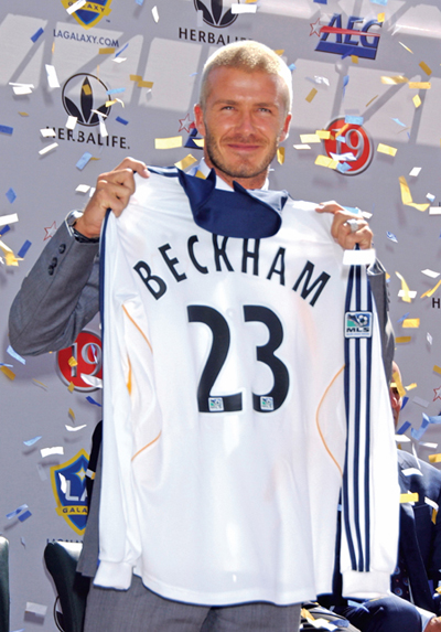 Image Credit Tammie ArroyoAP Images Beckham displays his new Galaxy jersey - photo 2