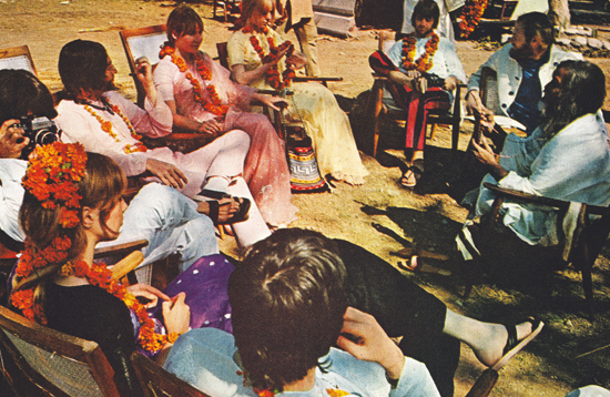 The arrival of the Beatles here with their wives Mike Love and the Maharishi - photo 4